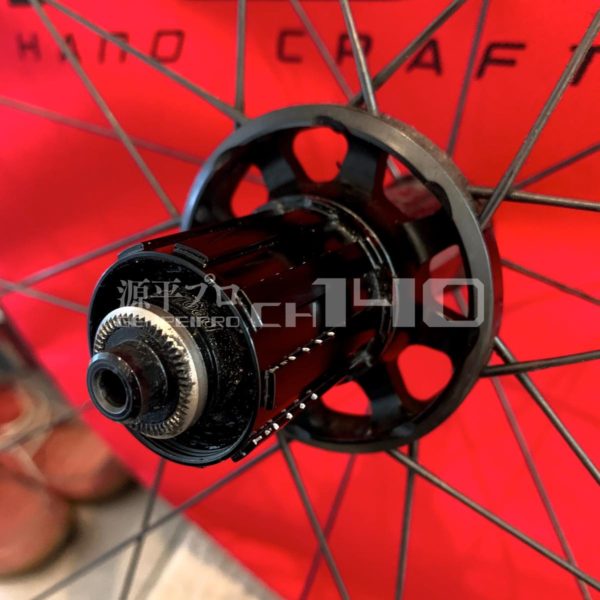ほぼ新品のROVAL CLX 40のリアホイールのハブ中身とは（グリス量の目安を知ろう）