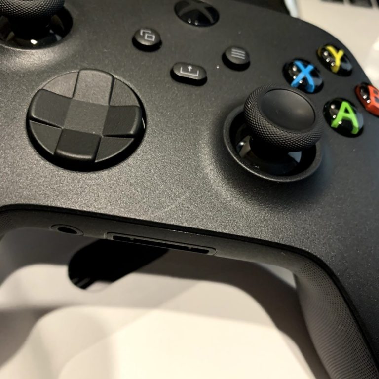 XBOX SERIES X/Sコントローラ